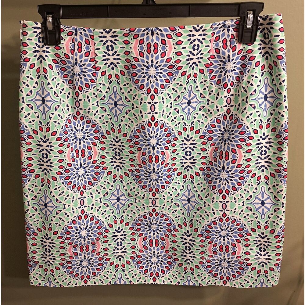 TALBOTS Women's Kaleidoscope Print Skirt. Side Zip. Lined. 19" Length. Size 10.